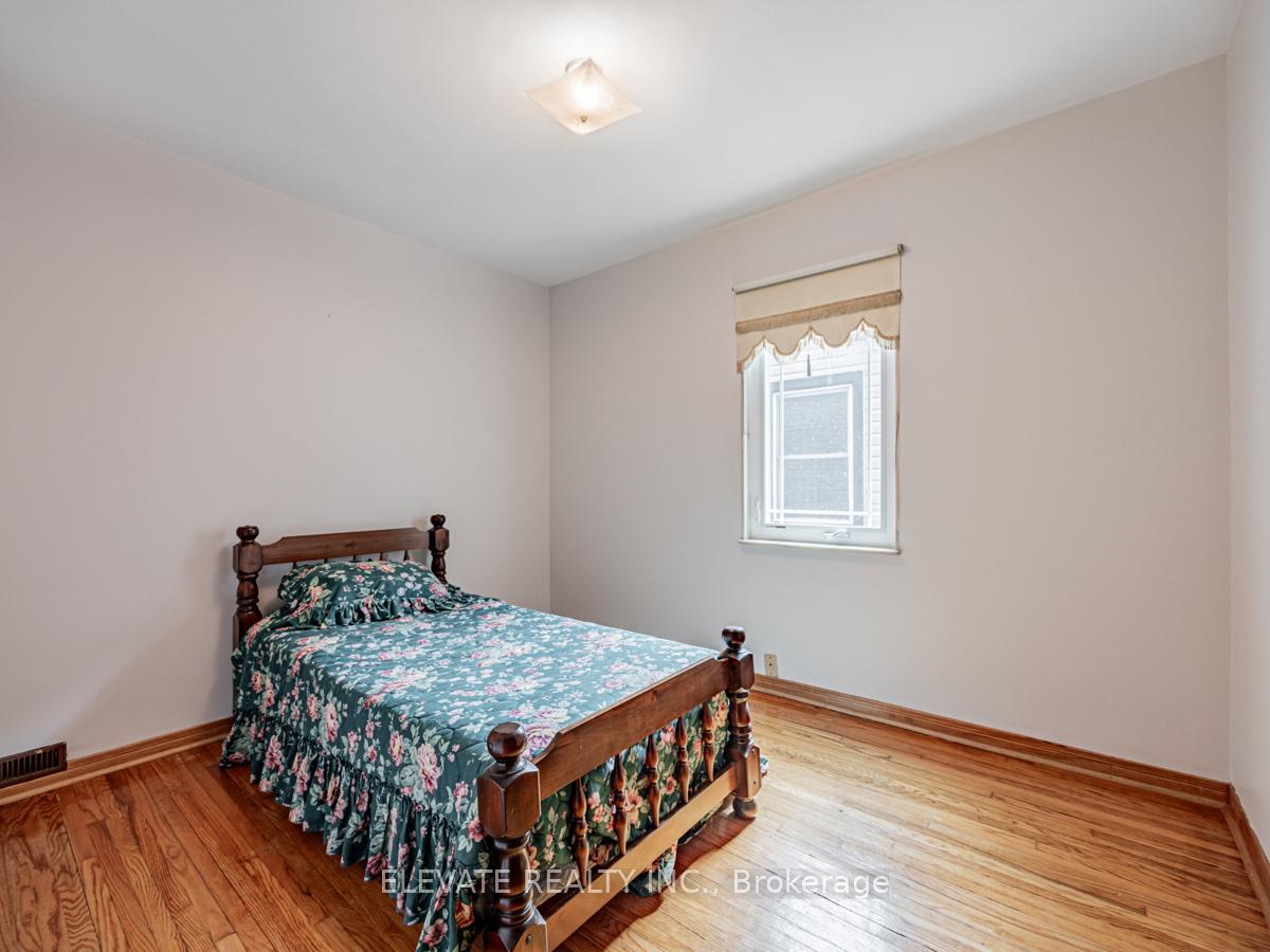 Photo 23 of 82 Glenmore Road, Toronto, Woodbine Corridor — HOMEH