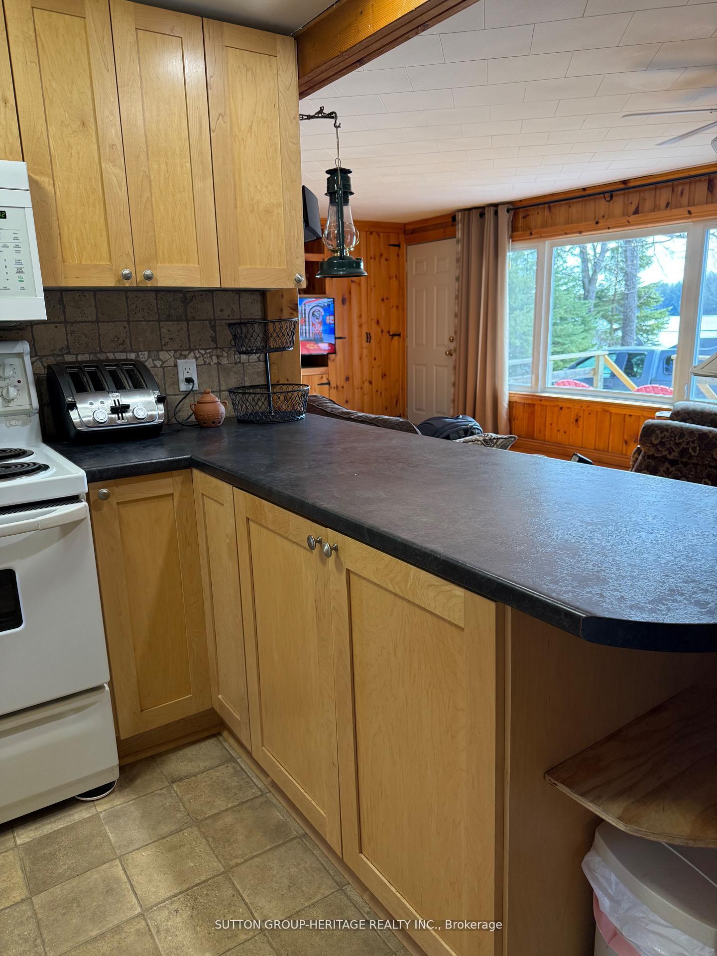 Photo 9 of 1930 Alsop Road, Highlands East, Glamorgan — HOMEH