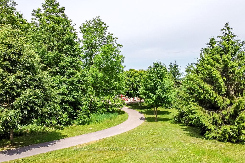 Photo 7 of 71 Goodwin Drive, Barrie, Painswick South — HOMEH