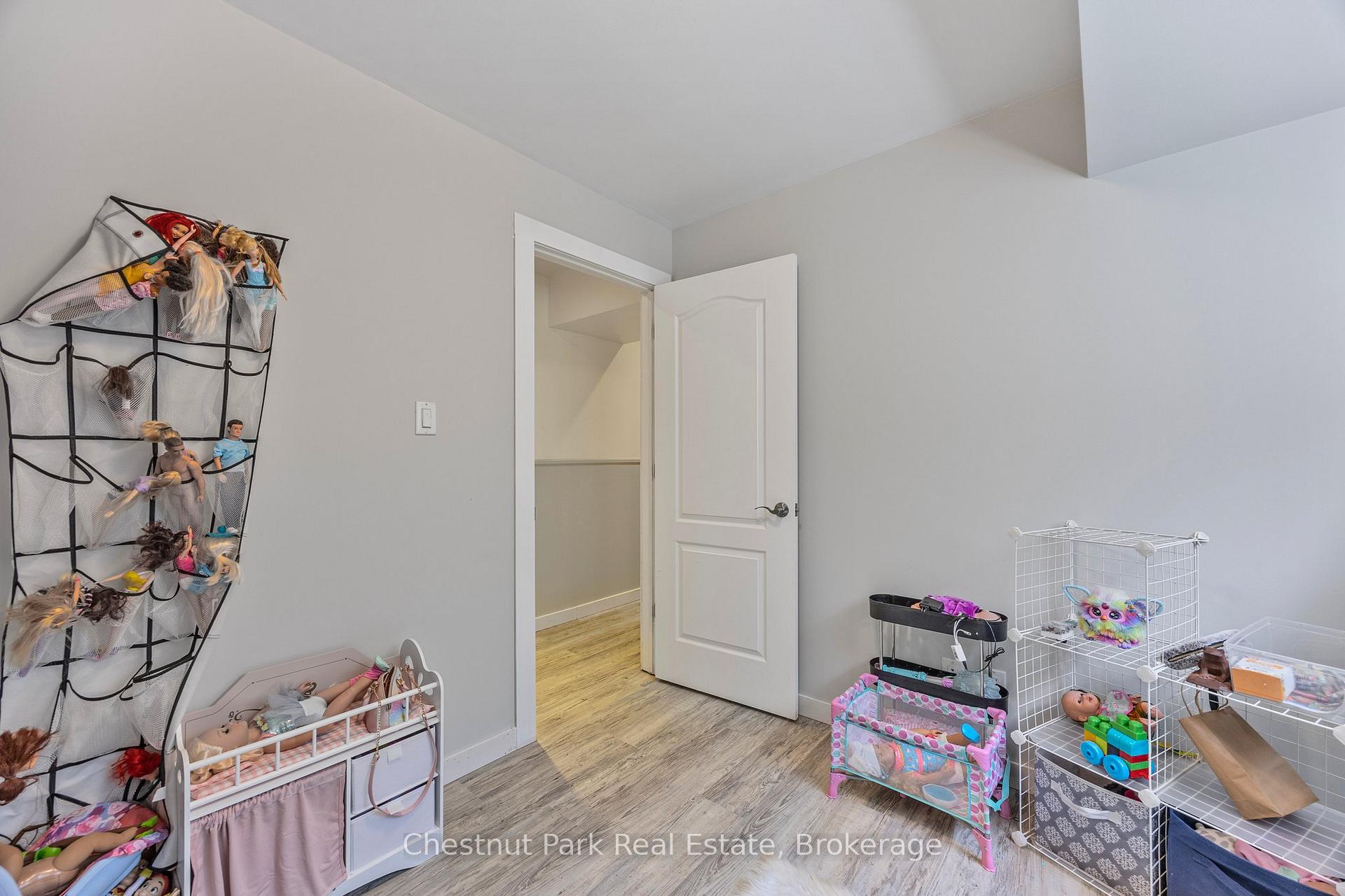 Photo 26 of 128 Spruce Street, Collingwood — HOMEH