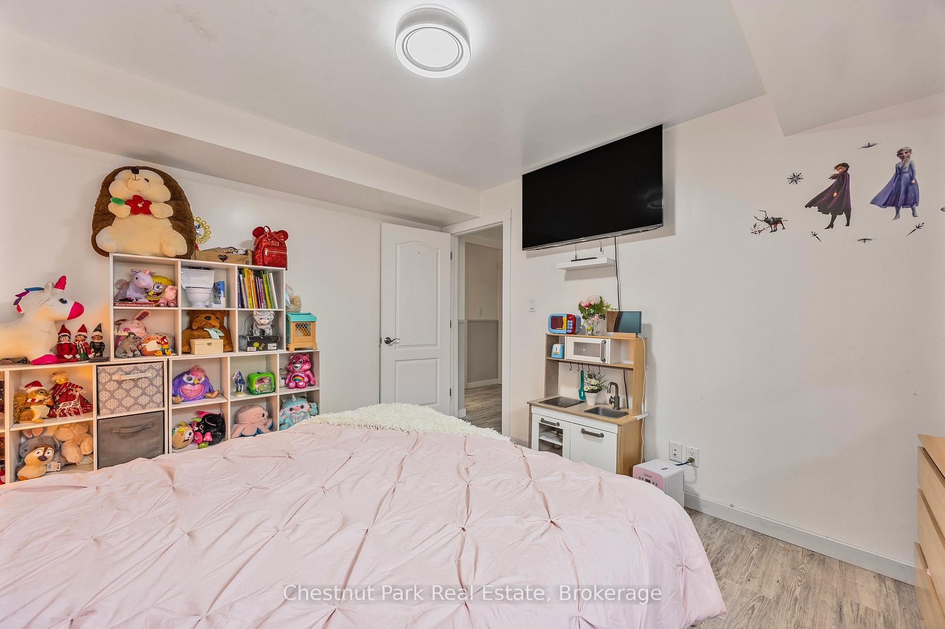 Photo 29 of 128 Spruce Street, Collingwood — HOMEH