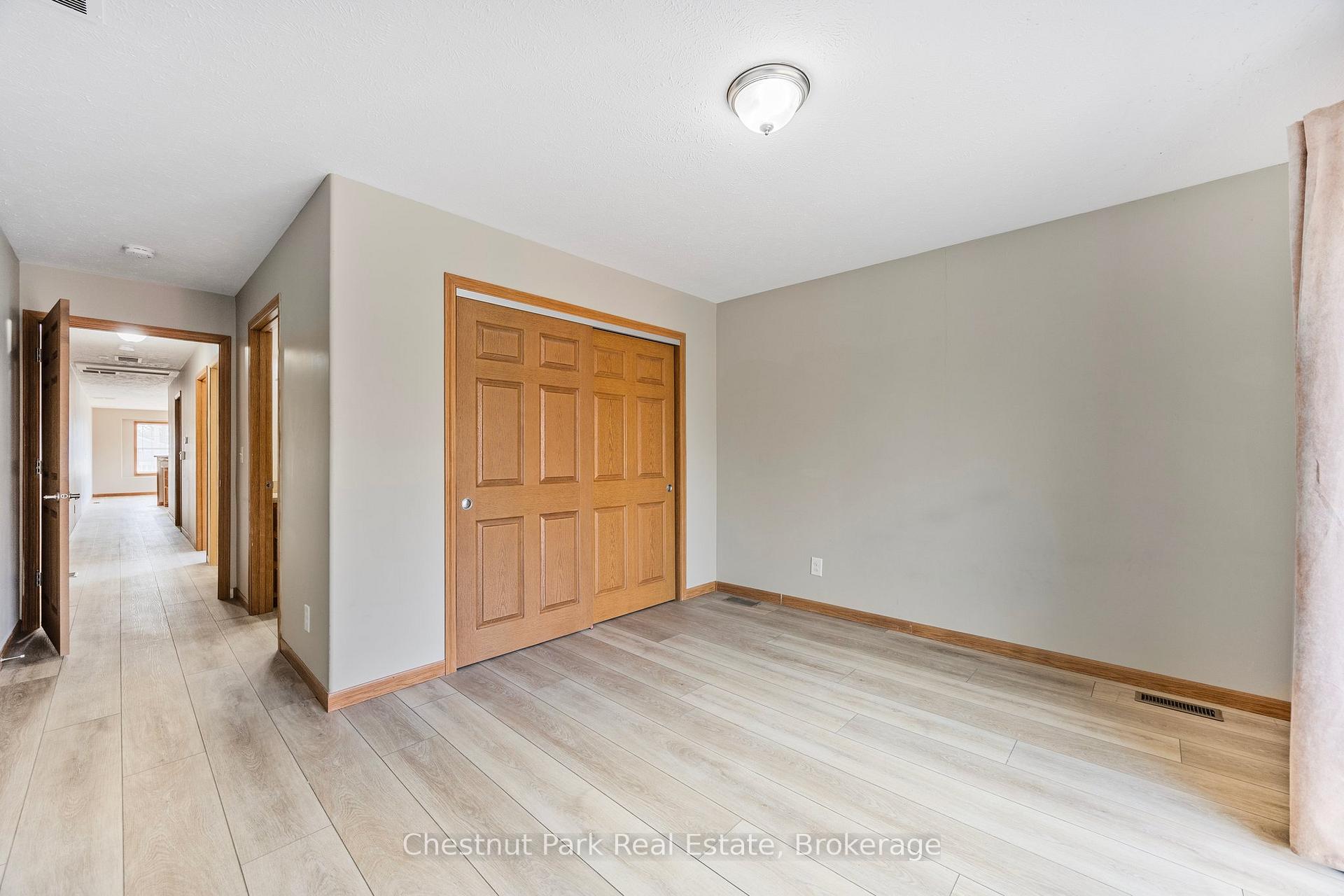 Photo 45 of 128 Spruce Street, Collingwood — HOMEH