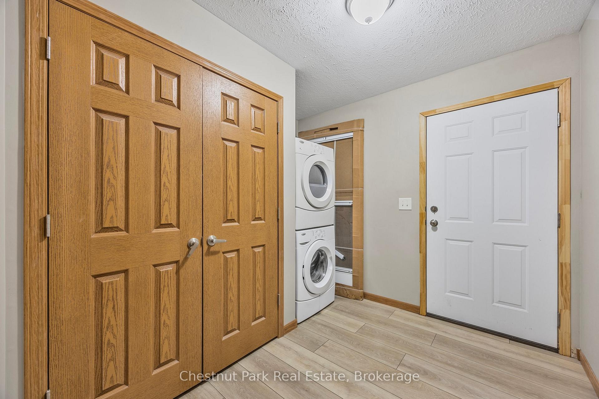 Photo 40 of 128 Spruce Street, Collingwood — HOMEH