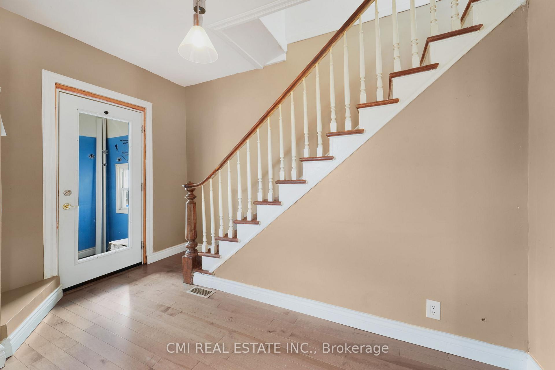 Photo 5 of 429 Fifth Street E, Cornwall — HOMEH