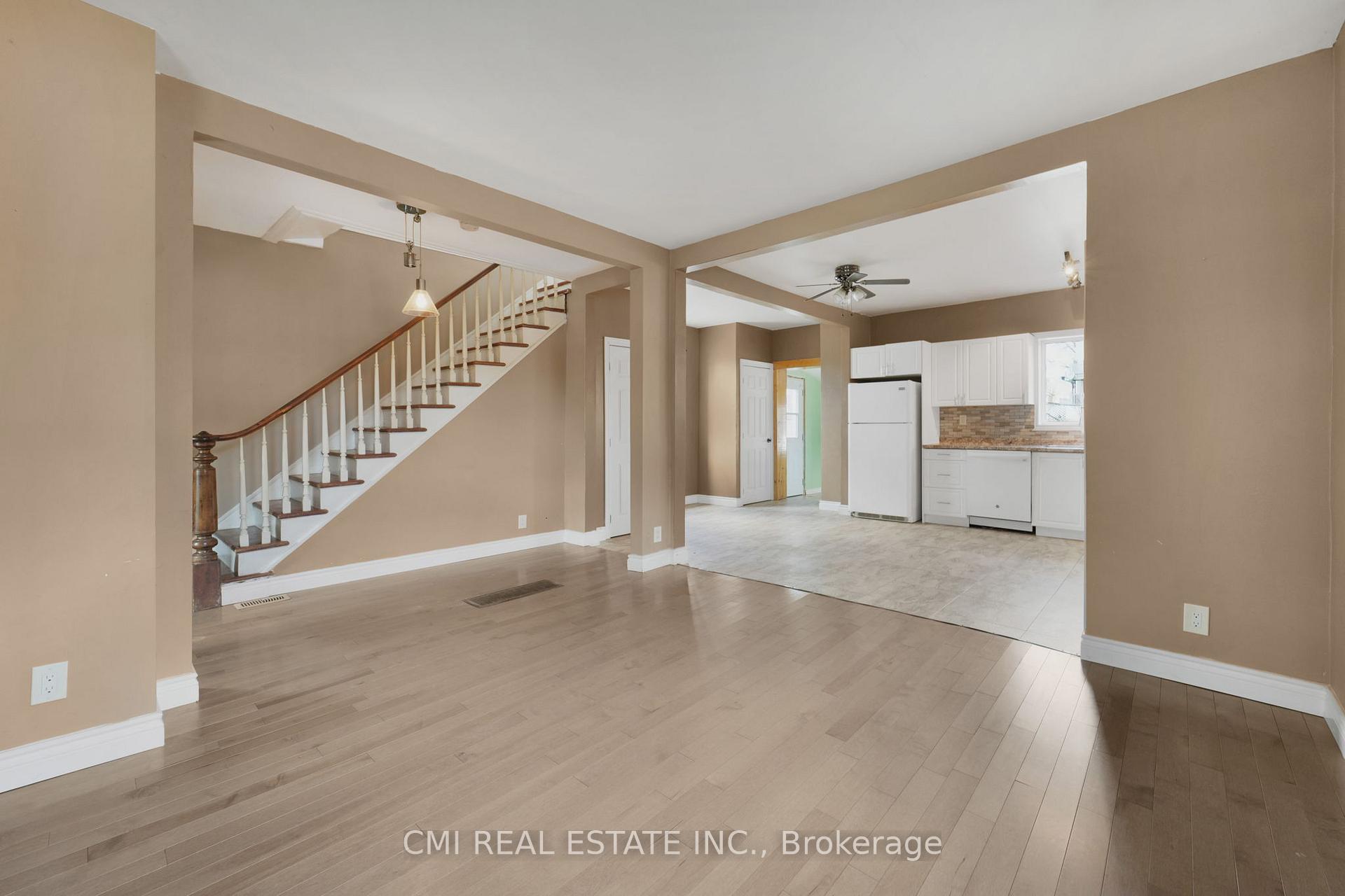Photo 8 of 429 Fifth Street E, Cornwall — HOMEH