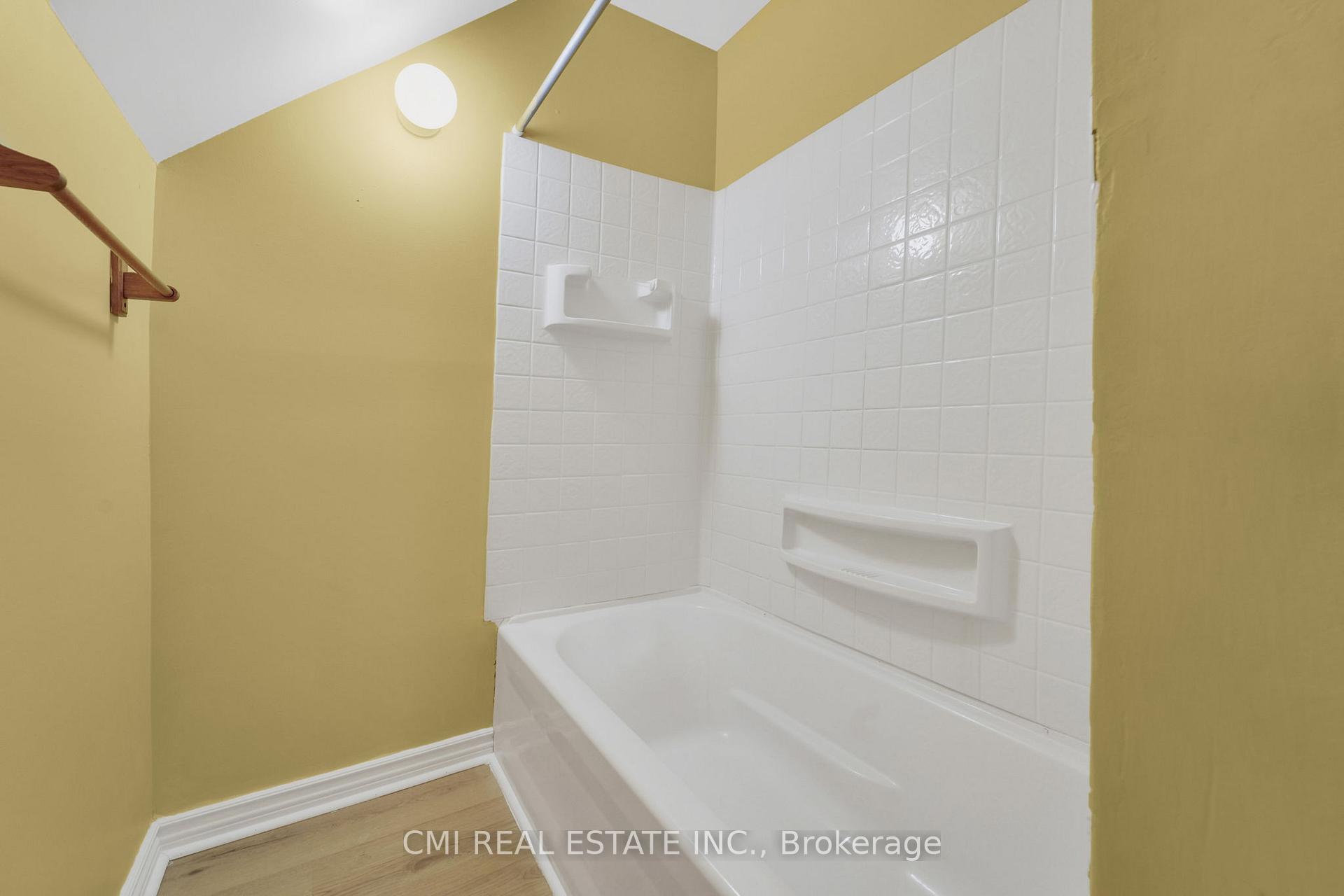Photo 20 of 429 Fifth Street E, Cornwall — HOMEH