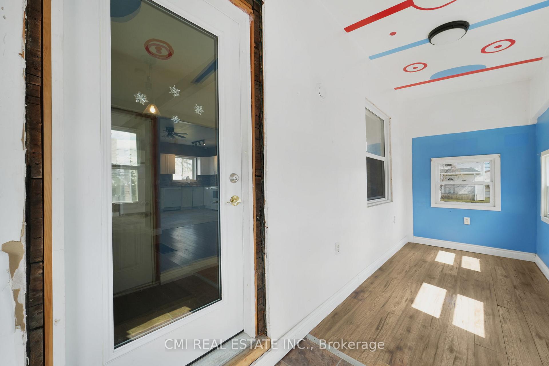 Photo 25 of 429 Fifth Street E, Cornwall — HOMEH