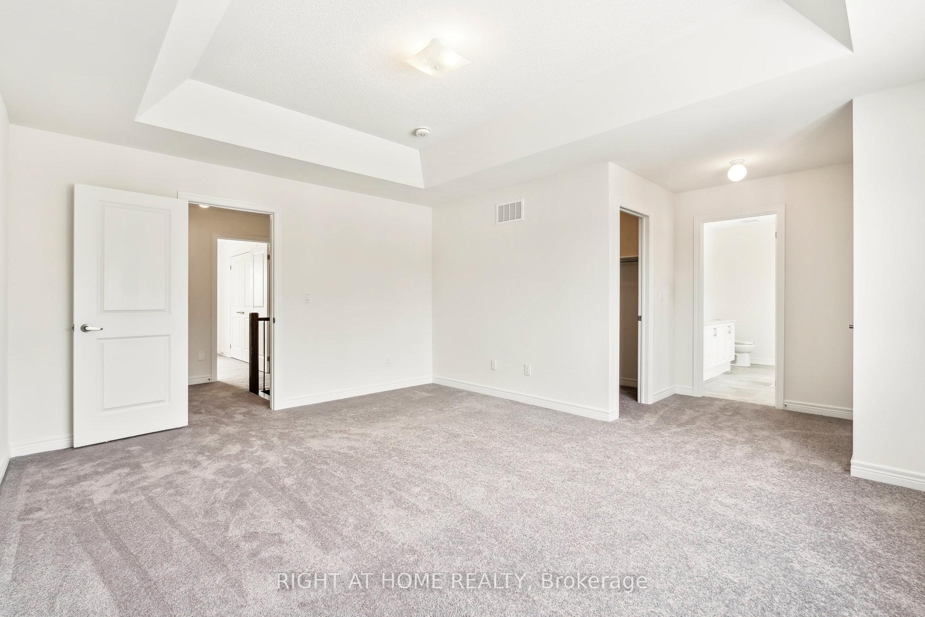 Photo 11 of 1286 Davis Loop, Innisfil, Lefroy — HOMEH