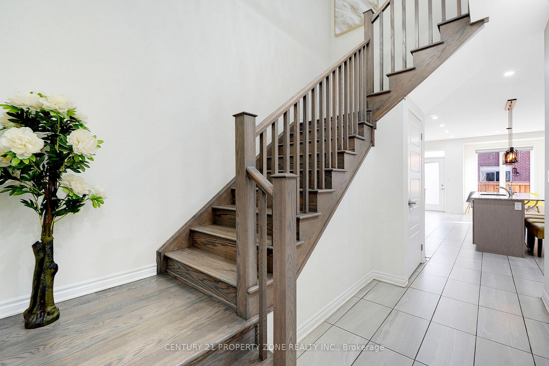 Photo 11 of 10 Speckled Alder Street, Caledon, Rural Caledon — HOMEH