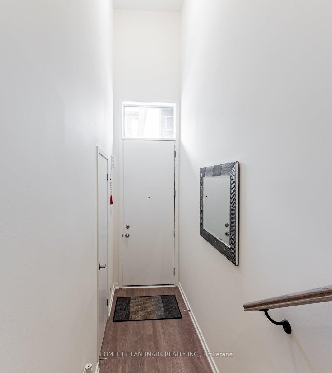 Photo 2 of 25 Origin Way, Vaughan, Patterson — HOMEH