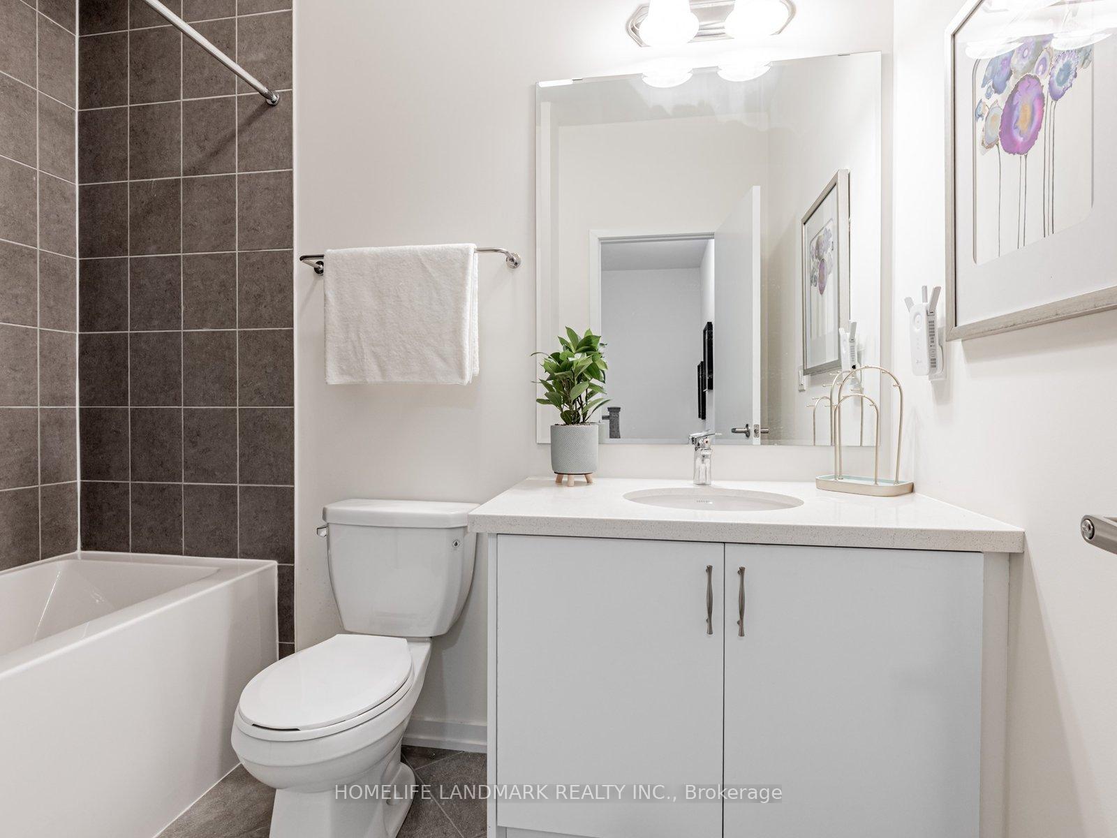 Photo 13 of 25 Origin Way, Vaughan, Patterson — HOMEH