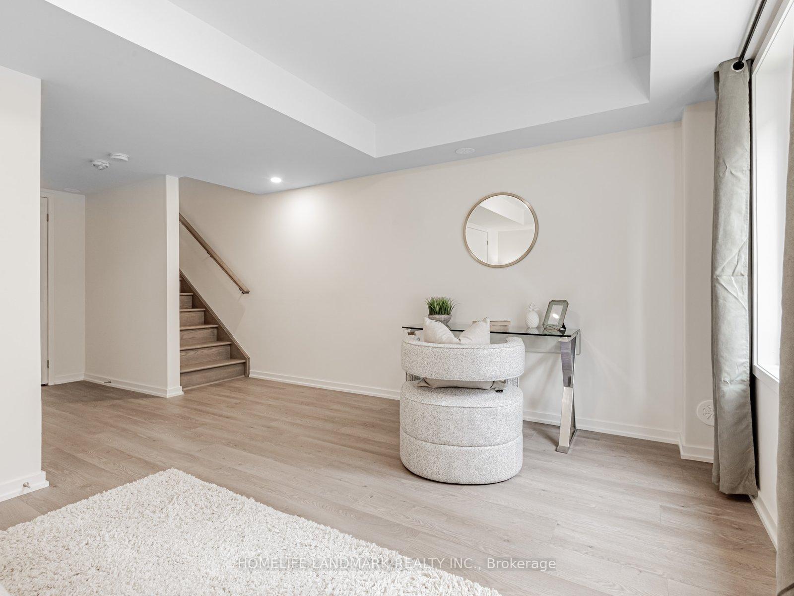Photo 12 of 25 Origin Way, Vaughan, Patterson — HOMEH