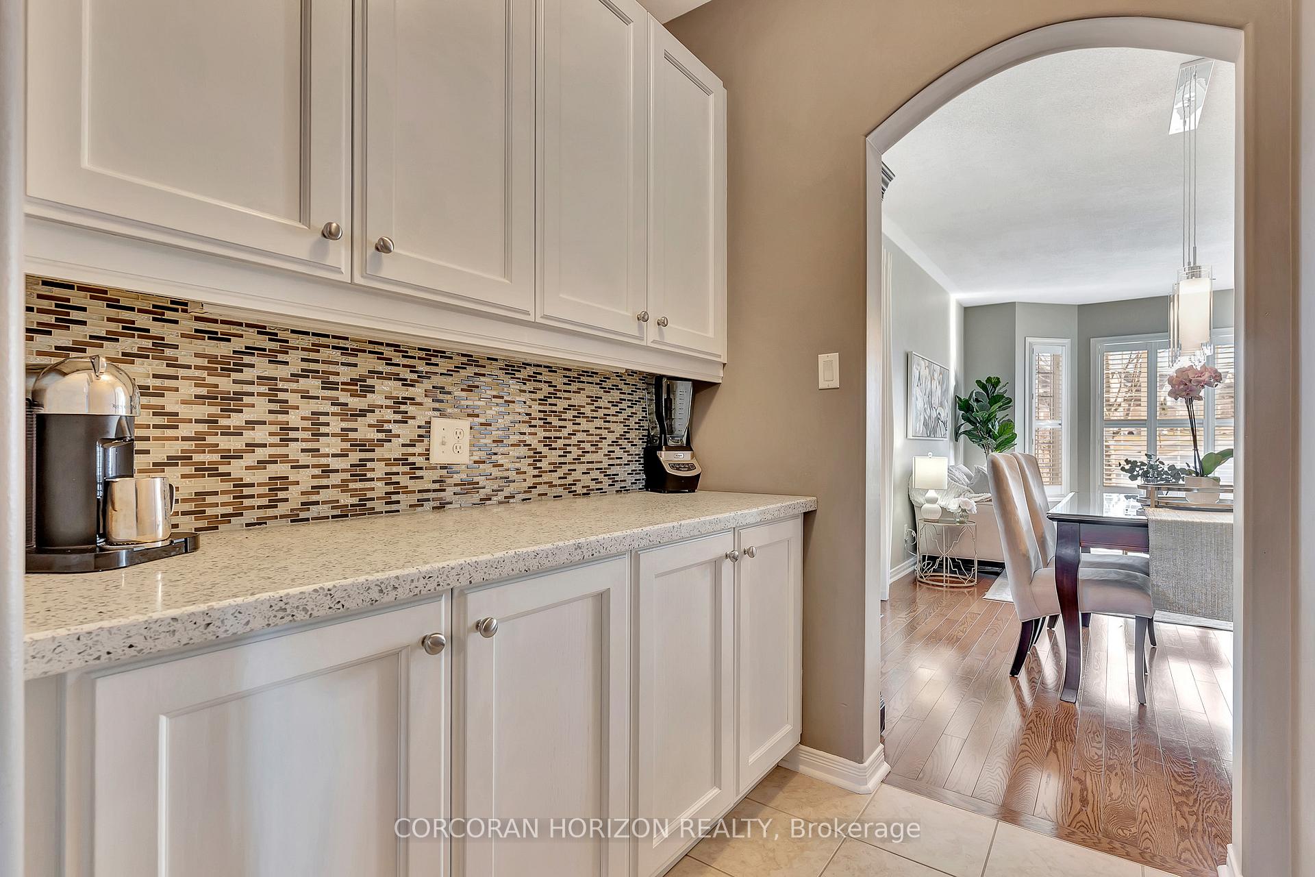 Photo 15 of 18 Oakdale Court, Kitchener — HOMEH