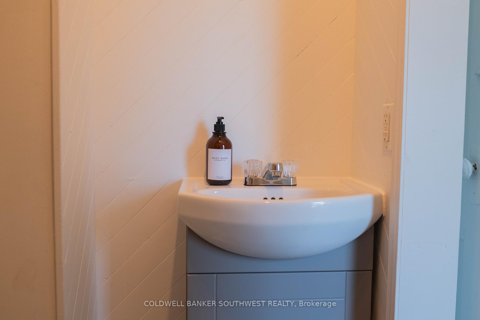Photo 35 of 232 Davis Street, Sarnia — HOMEH