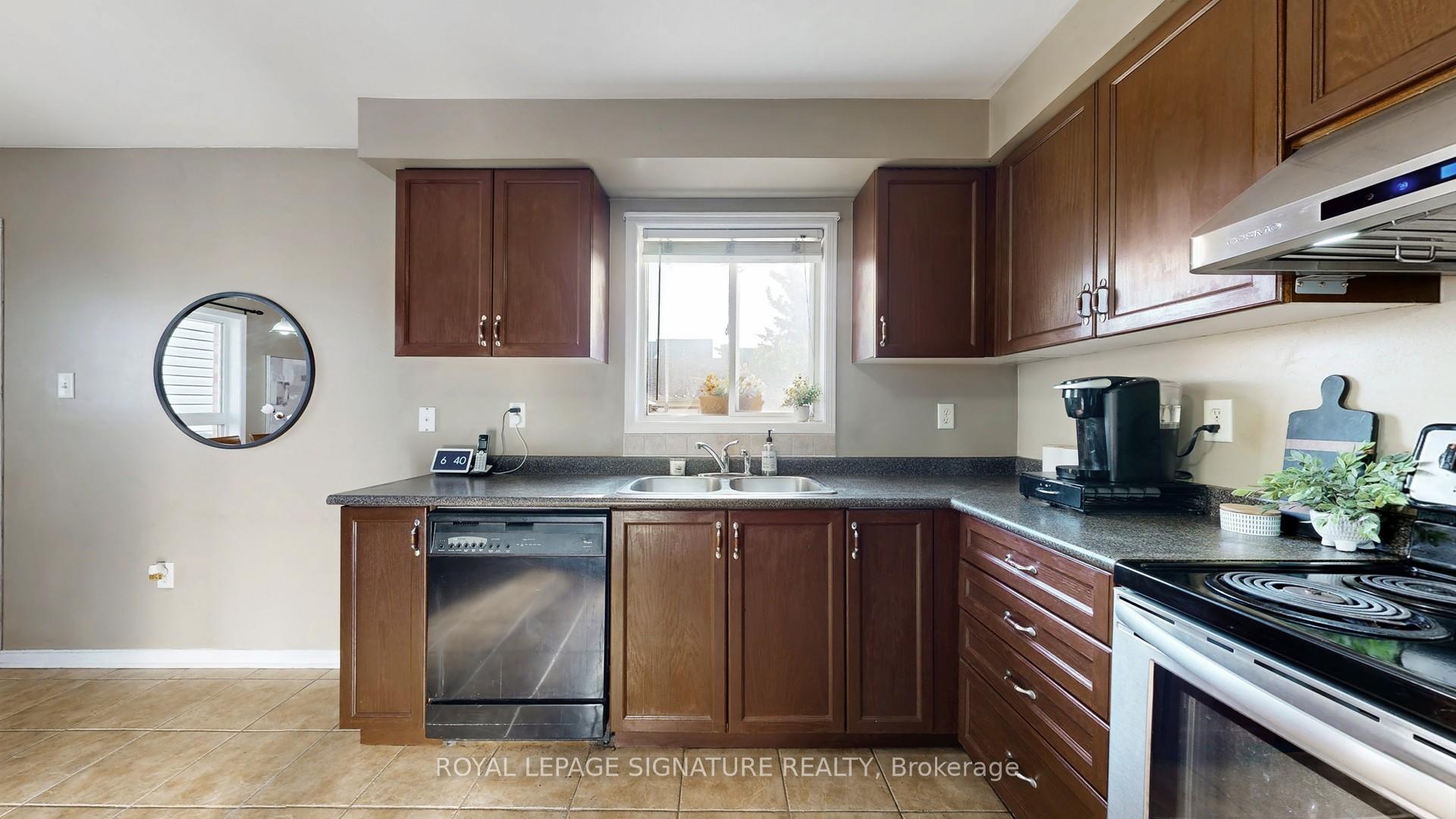 Photo 5 of 236 Walkerville Road, Markham, Cornell — HOMEH