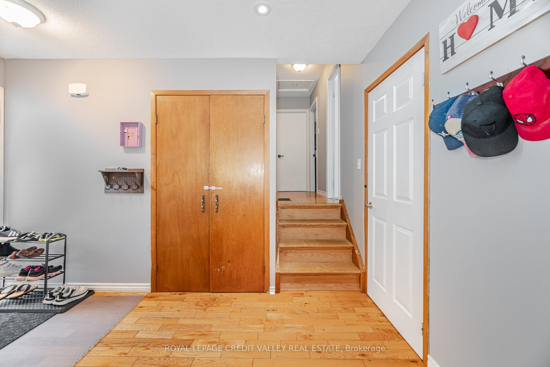 Photo 18 of 25 Huntingwood Crescent, Brampton, Central Park — HOMEH
