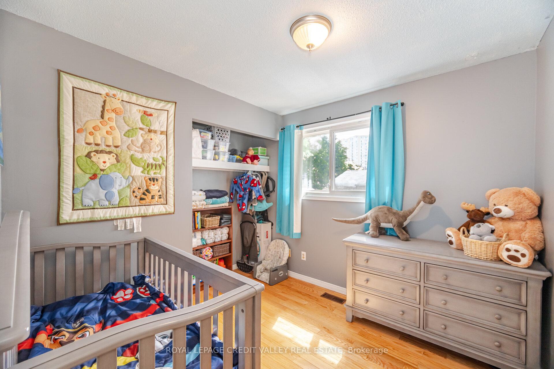 Photo 23 of 25 Huntingwood Crescent, Brampton, Central Park — HOMEH