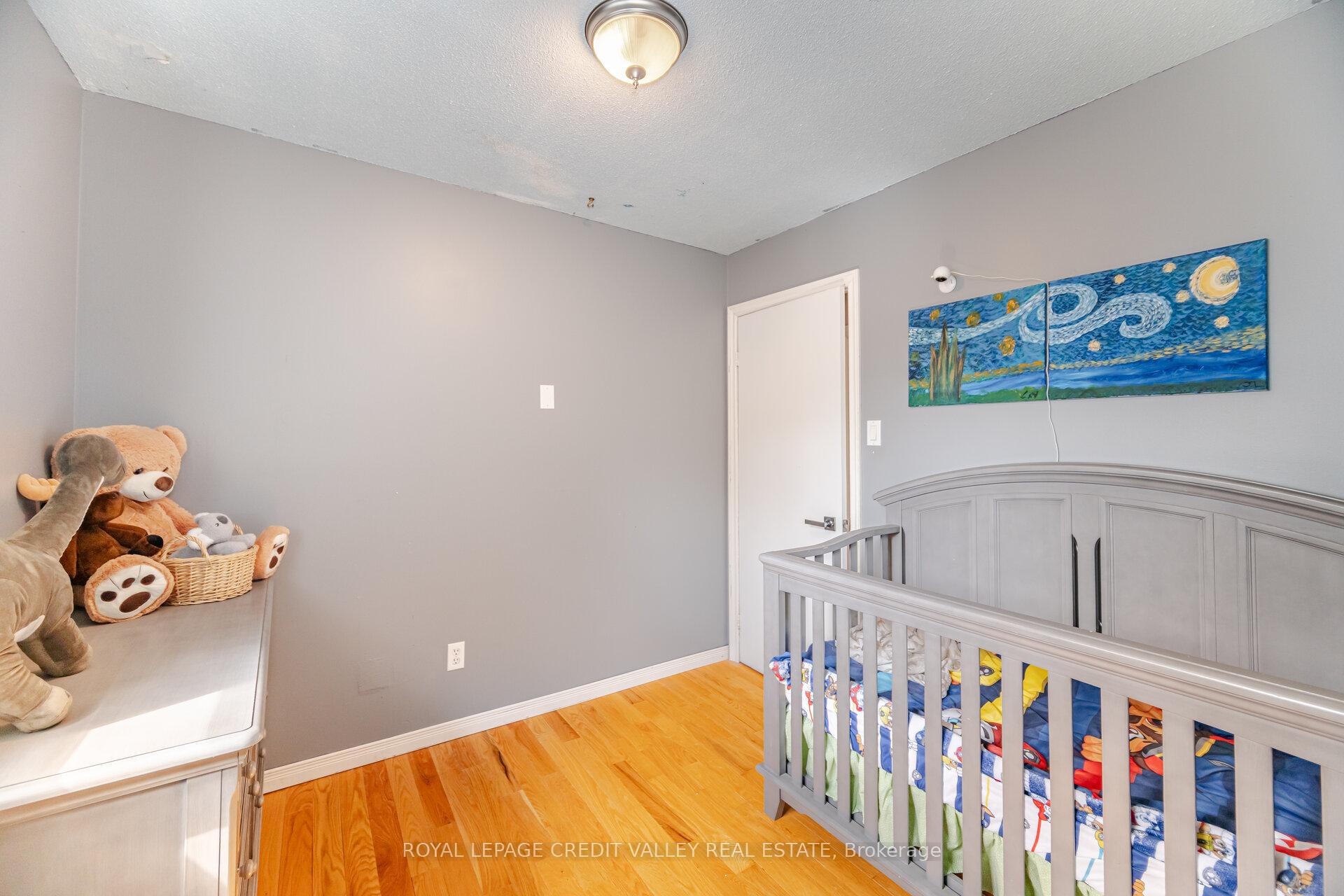 Photo 22 of 25 Huntingwood Crescent, Brampton, Central Park — HOMEH