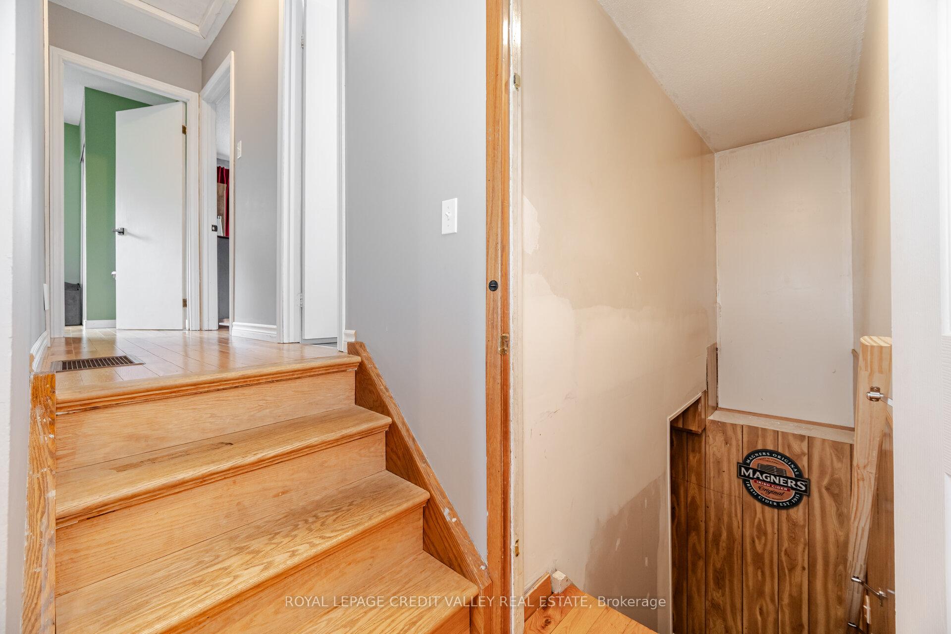 Photo 20 of 25 Huntingwood Crescent, Brampton, Central Park — HOMEH