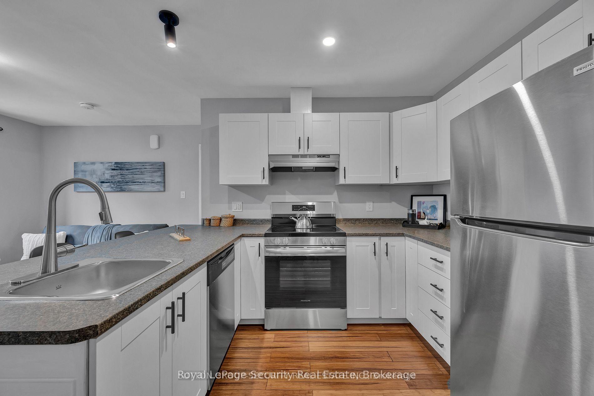 Photo 26 of 48 Jackman Road, Clarington, Bowmanville — HOMEH