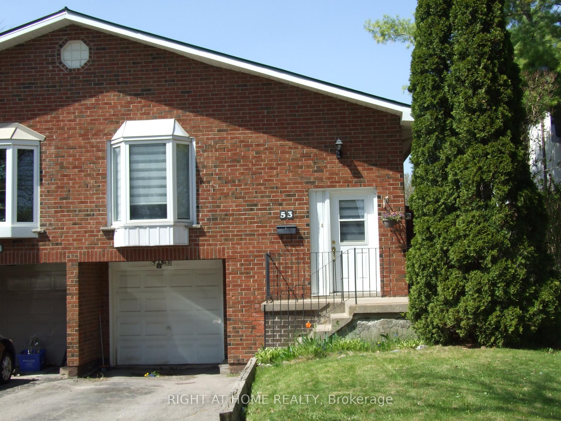 Front of 53 Renfield Crescent