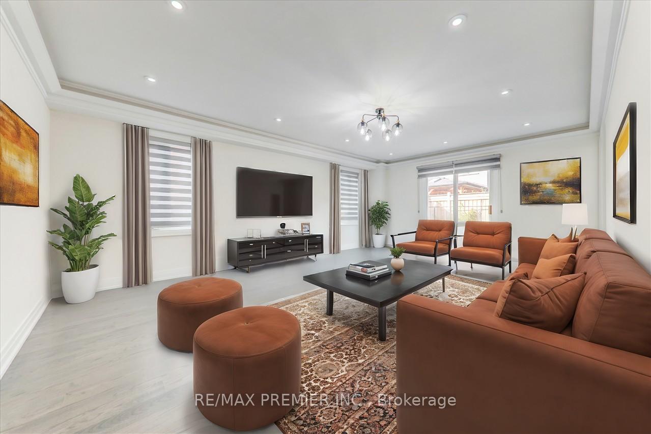 Photo 23 of 99 Benjamin Drive, Vaughan, East Woodbridge — HOMEH