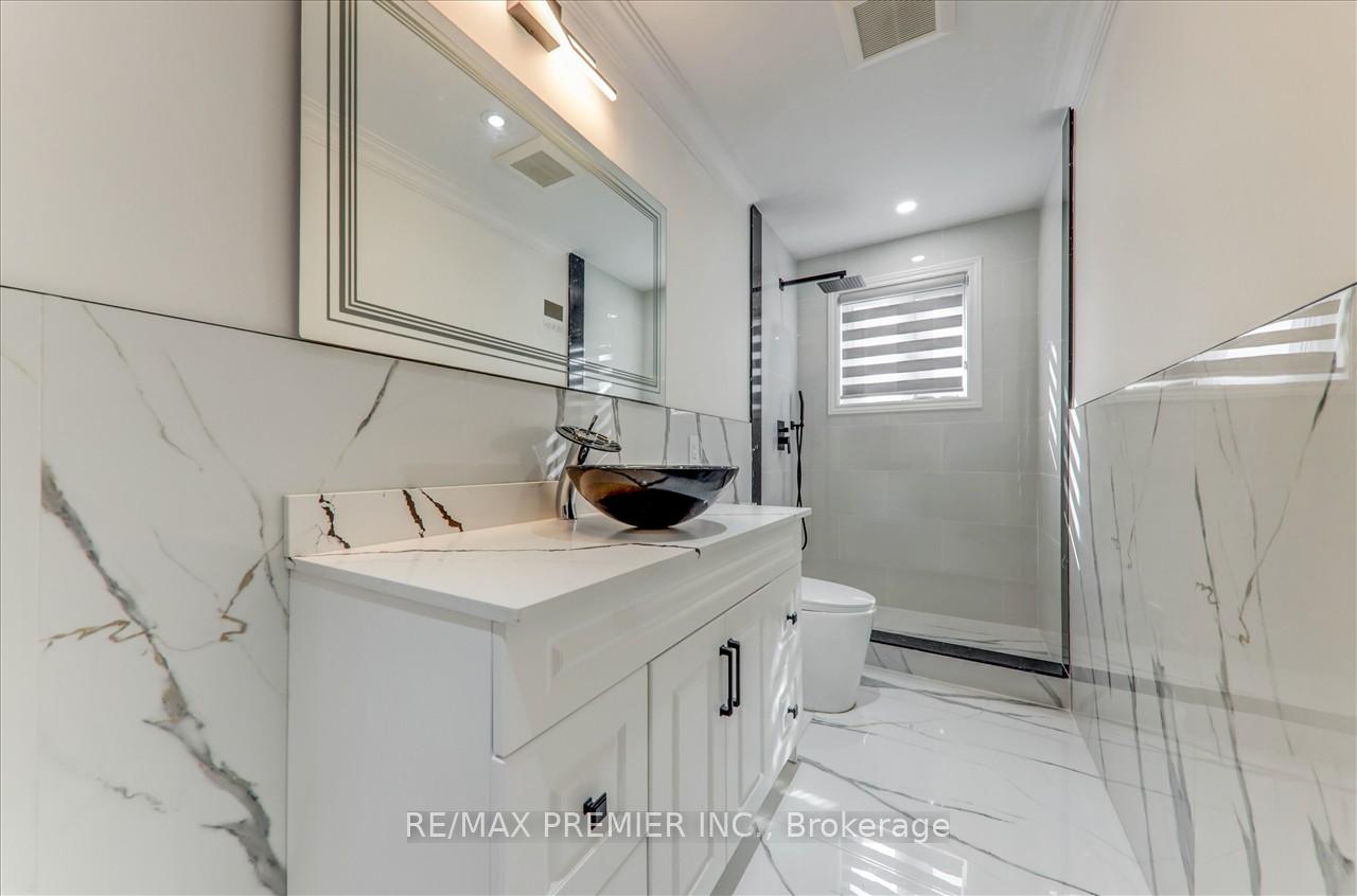 Photo 17 of 99 Benjamin Drive, Vaughan, East Woodbridge — HOMEH