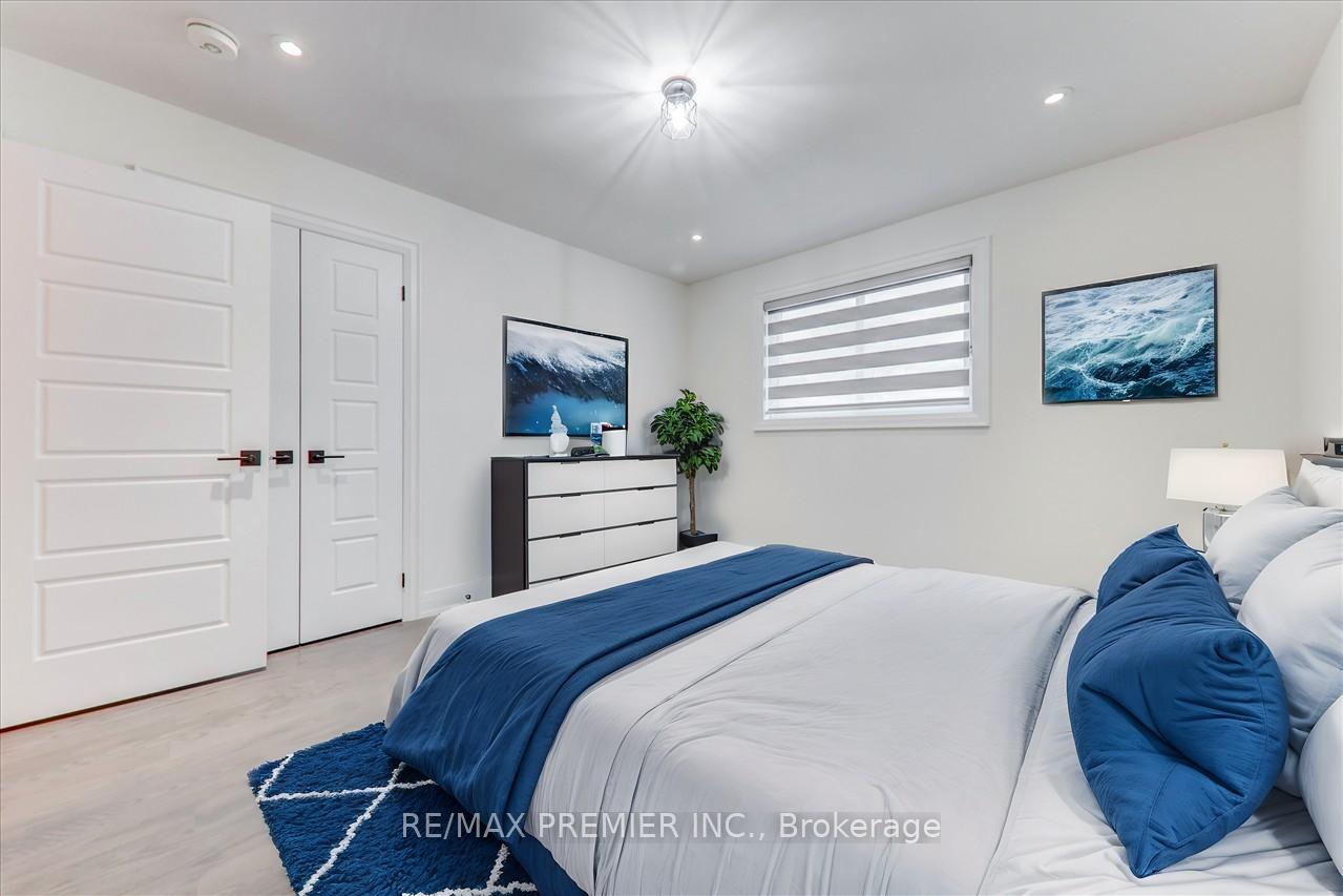 Photo 18 of 99 Benjamin Drive, Vaughan, East Woodbridge — HOMEH