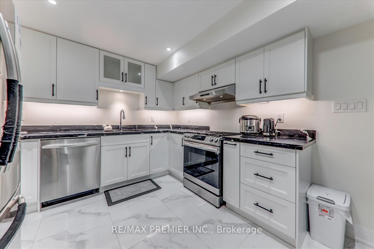 Photo 20 of 99 Benjamin Drive, Vaughan, East Woodbridge — HOMEH