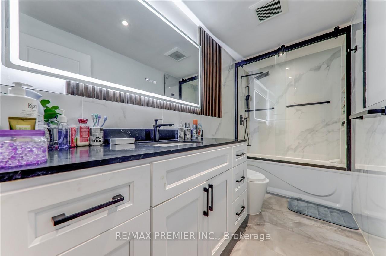 Photo 30 of 99 Benjamin Drive, Vaughan, East Woodbridge — HOMEH
