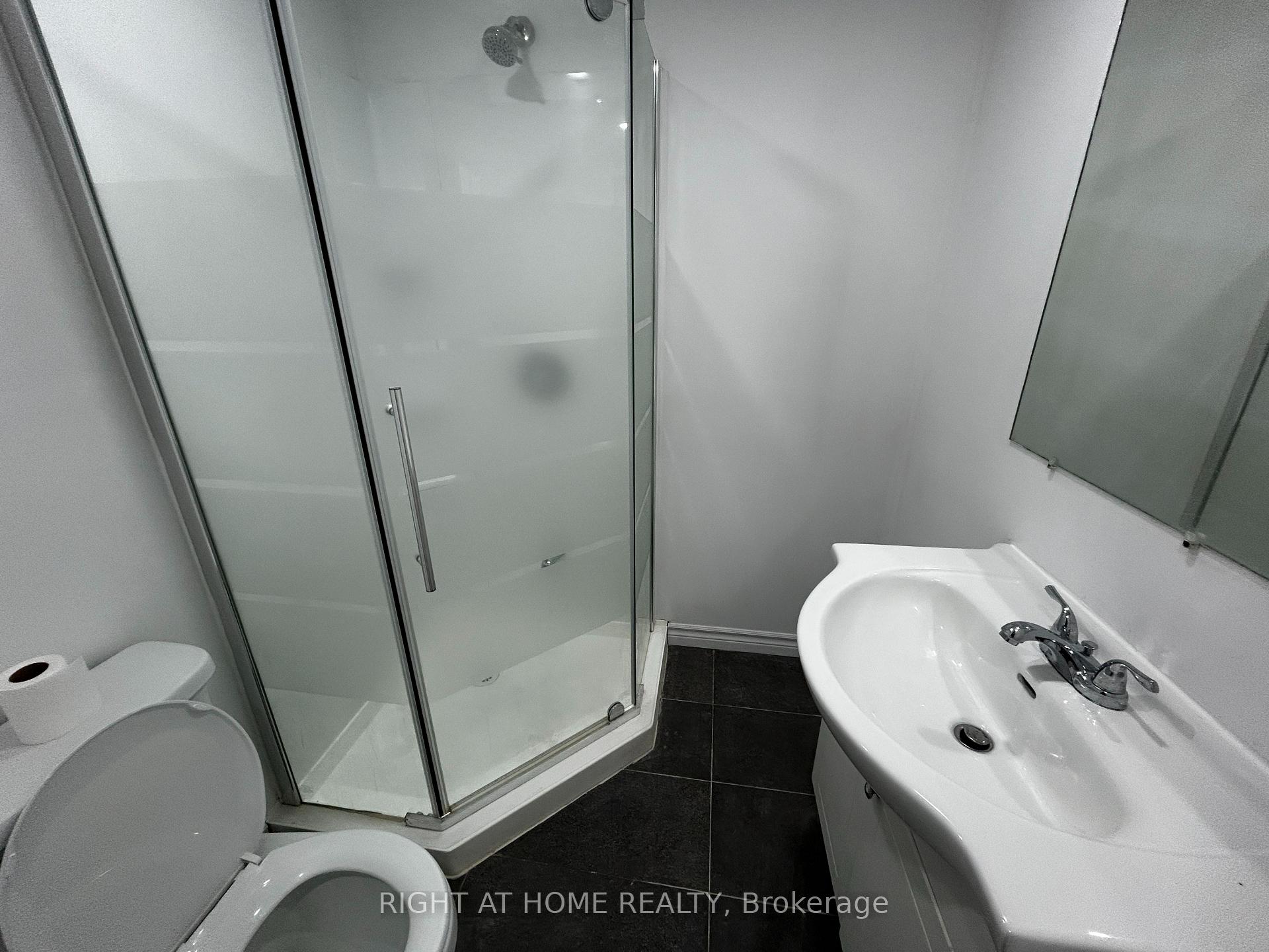 Photo 20 of 106 Belwood Crescent, Kitchener — HOMEH
