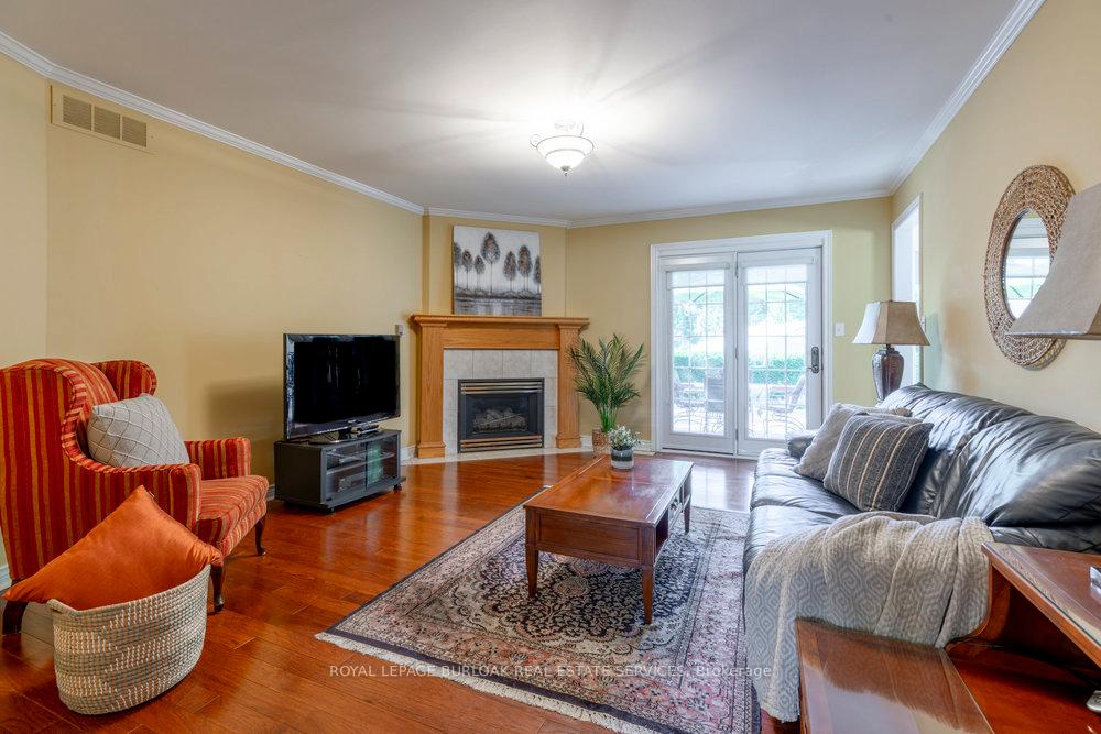 Photo 12 of 1142 Augustus Drive, Burlington, Brant — HOMEH