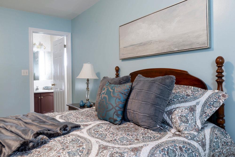 Photo 22 of 1142 Augustus Drive, Burlington, Brant — HOMEH