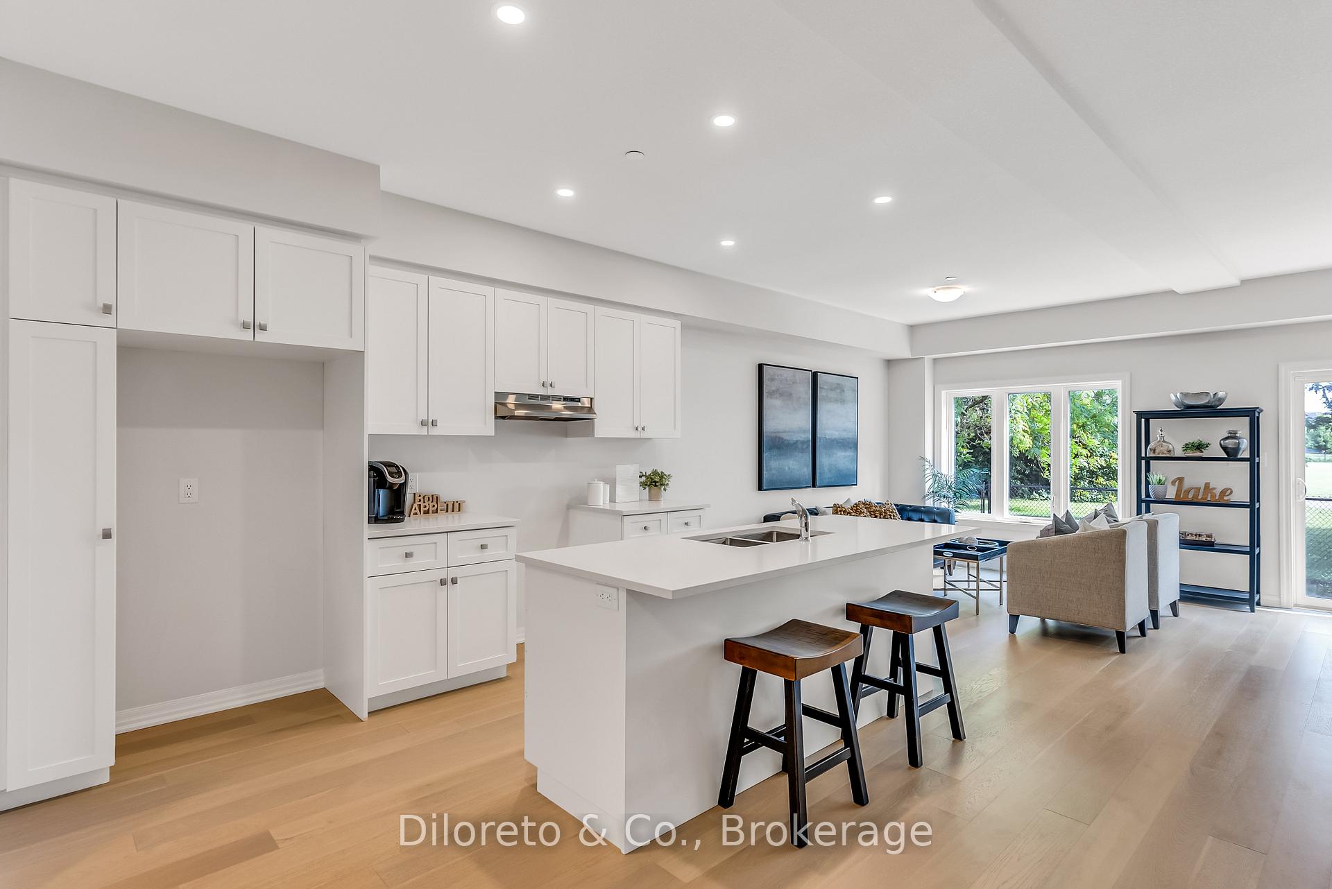 Photo 3 of 31 Bromley Drive, St. Catharines, Port Weller — HOMEH