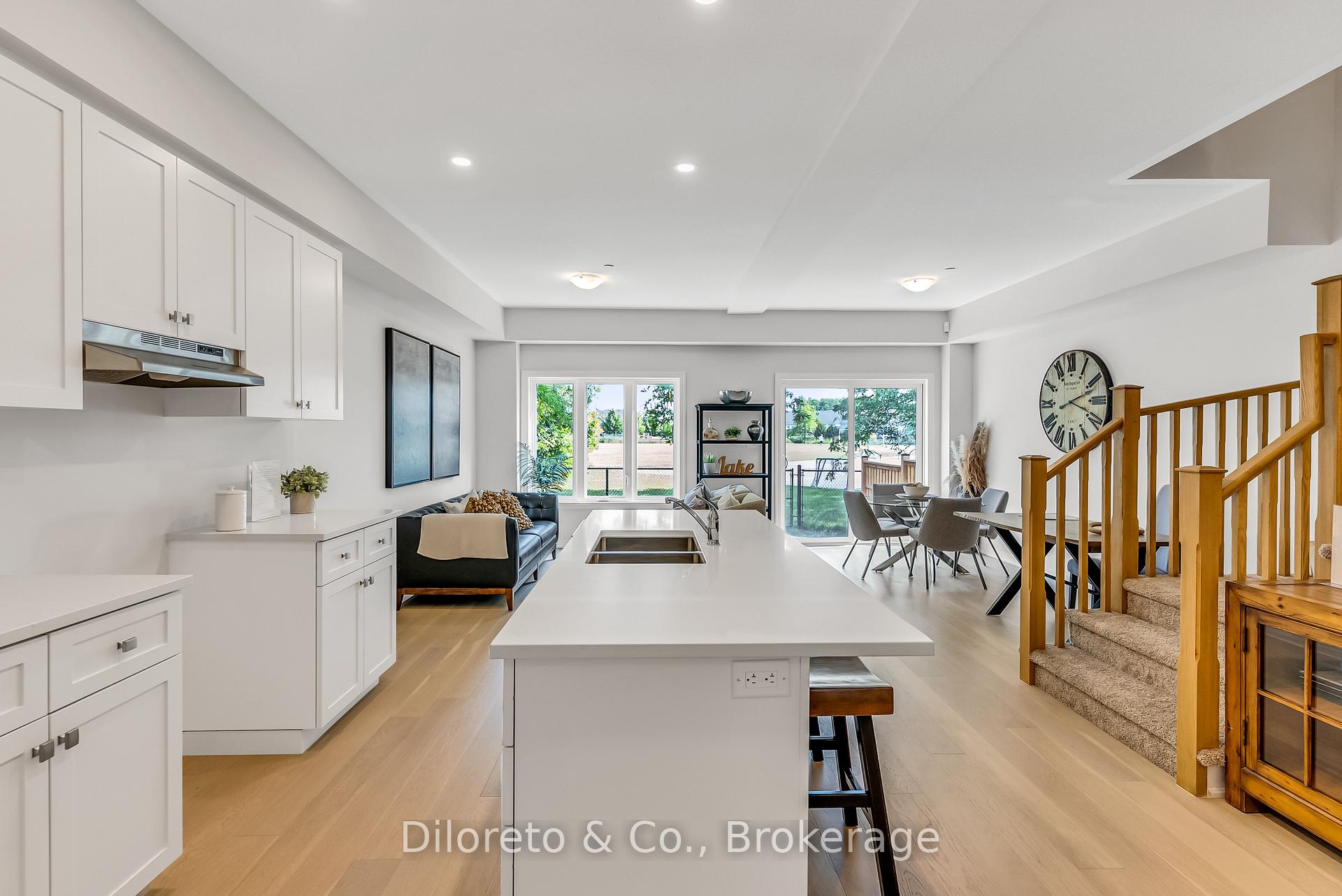 Photo 19 of 31 Bromley Drive, St. Catharines, Port Weller — HOMEH