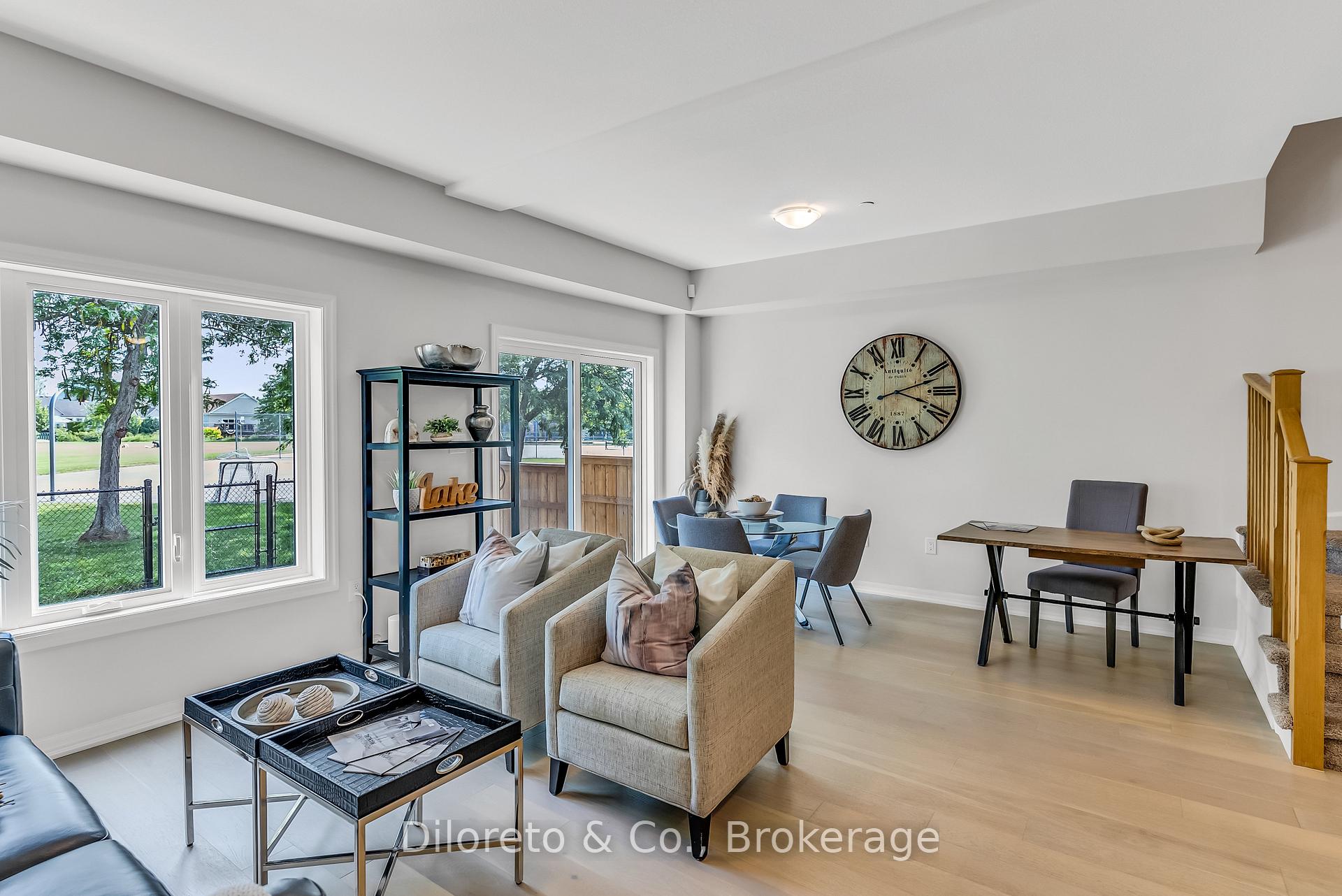 Photo 13 of 31 Bromley Drive, St. Catharines, Port Weller — HOMEH