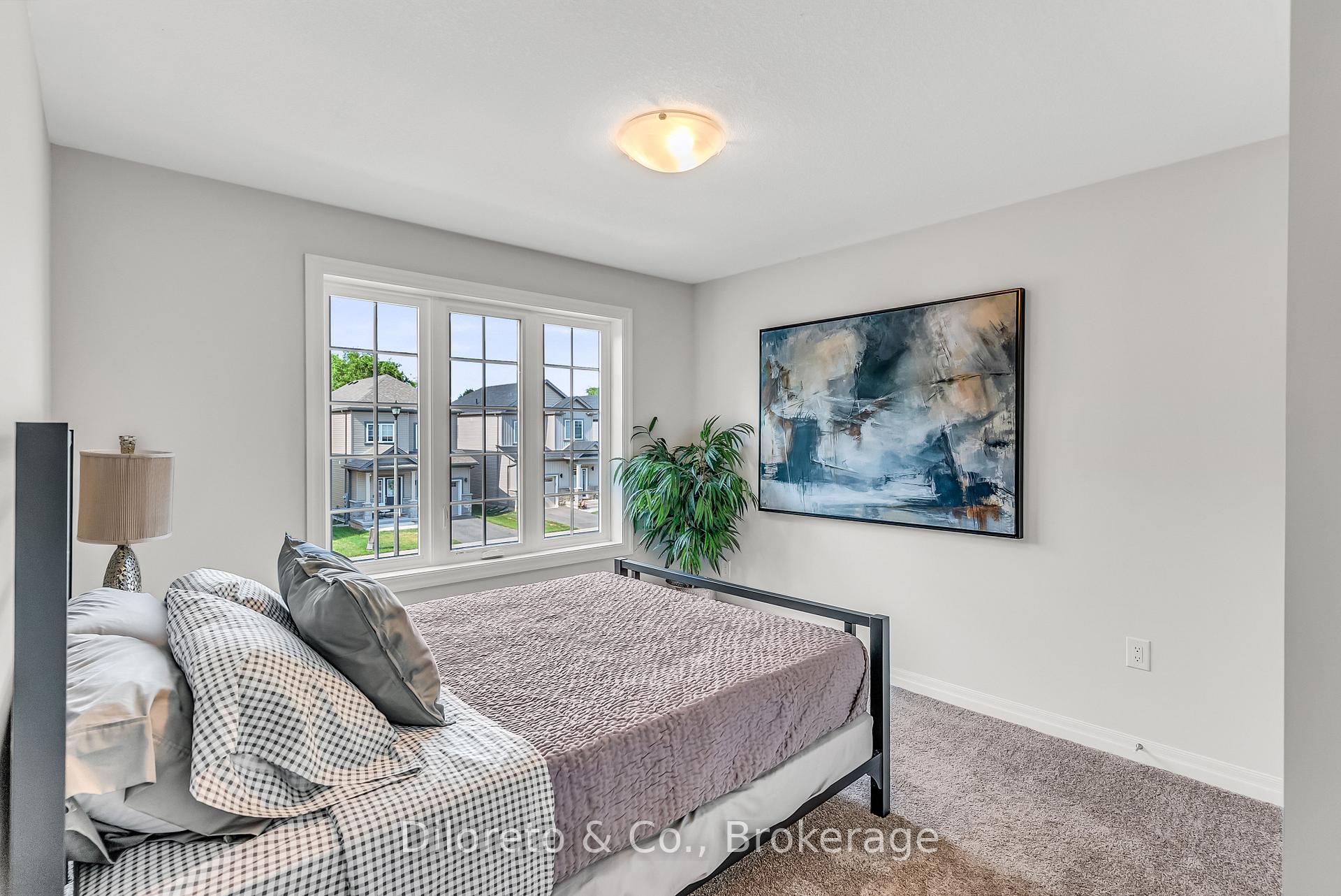 Photo 44 of 31 Bromley Drive, St. Catharines, Port Weller — HOMEH