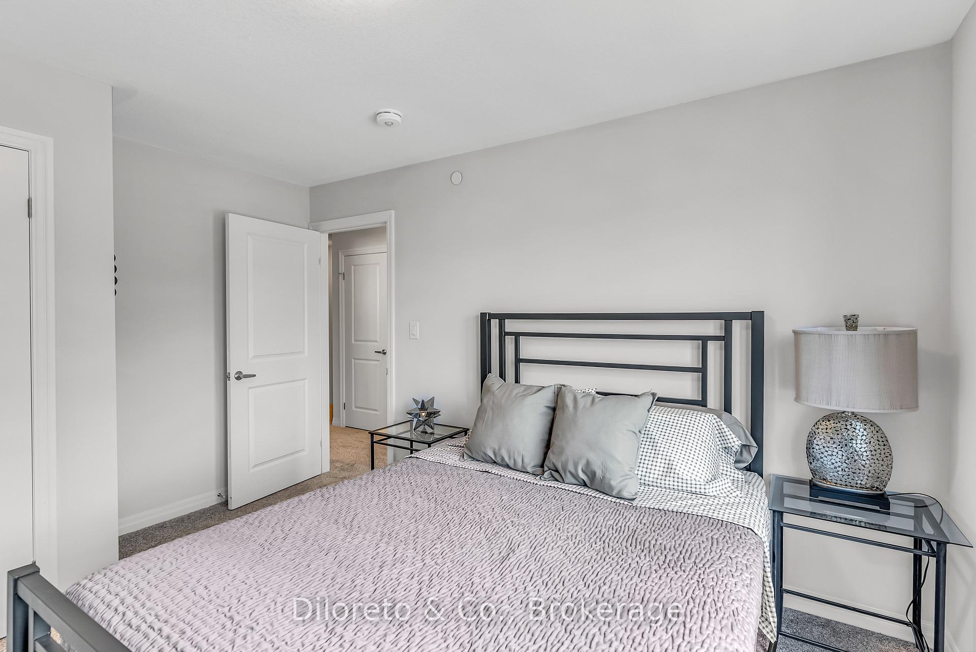 Photo 32 of 31 Bromley Drive, St. Catharines, Port Weller — HOMEH