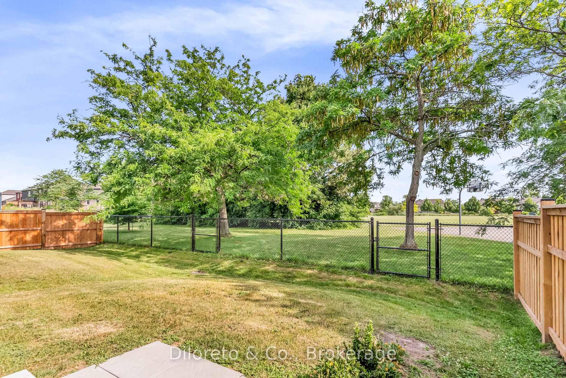 Photo 48 of 31 Bromley Drive, St. Catharines, Port Weller — HOMEH