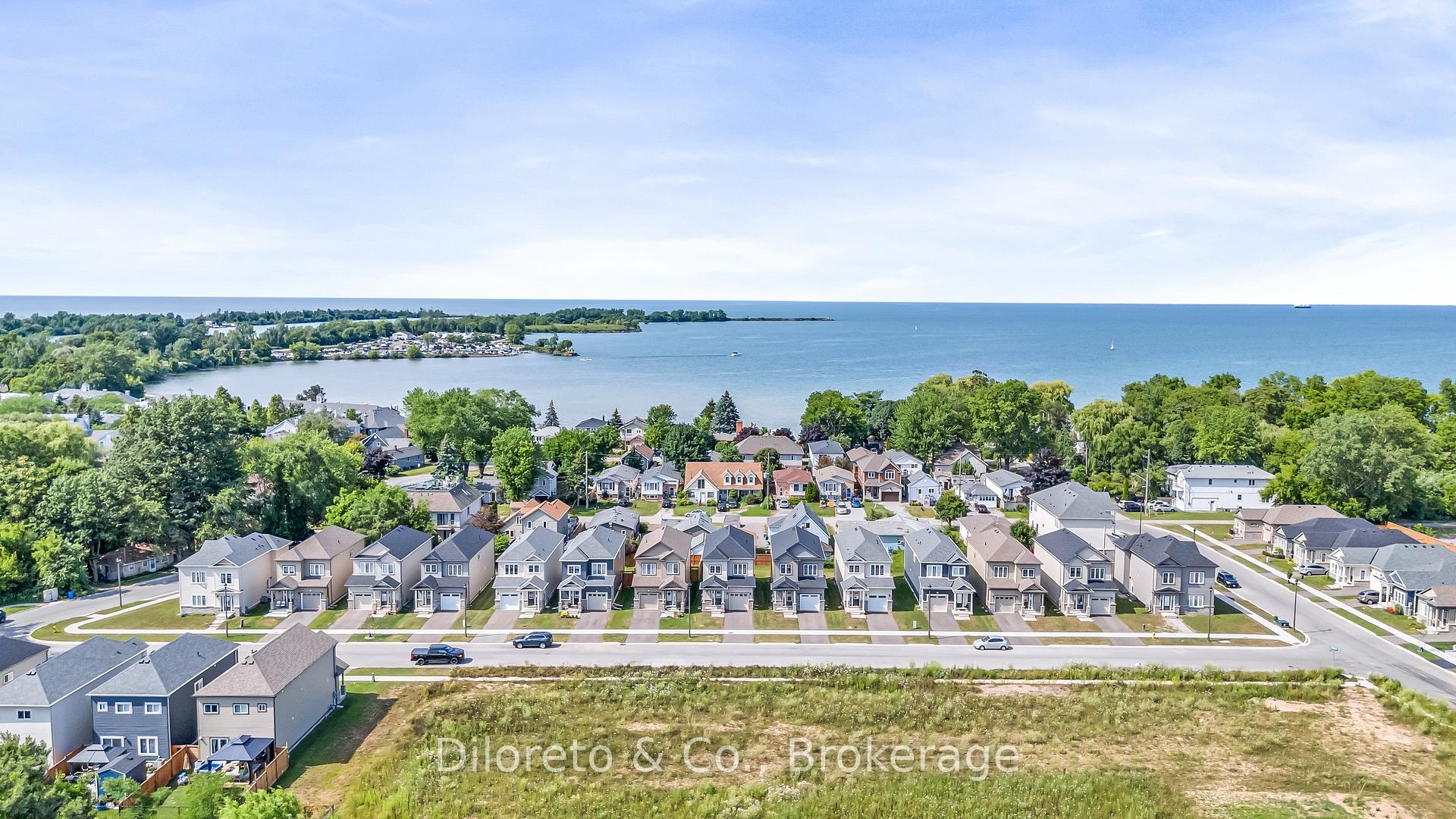Photo 49 of 31 Bromley Drive, St. Catharines, Port Weller — HOMEH