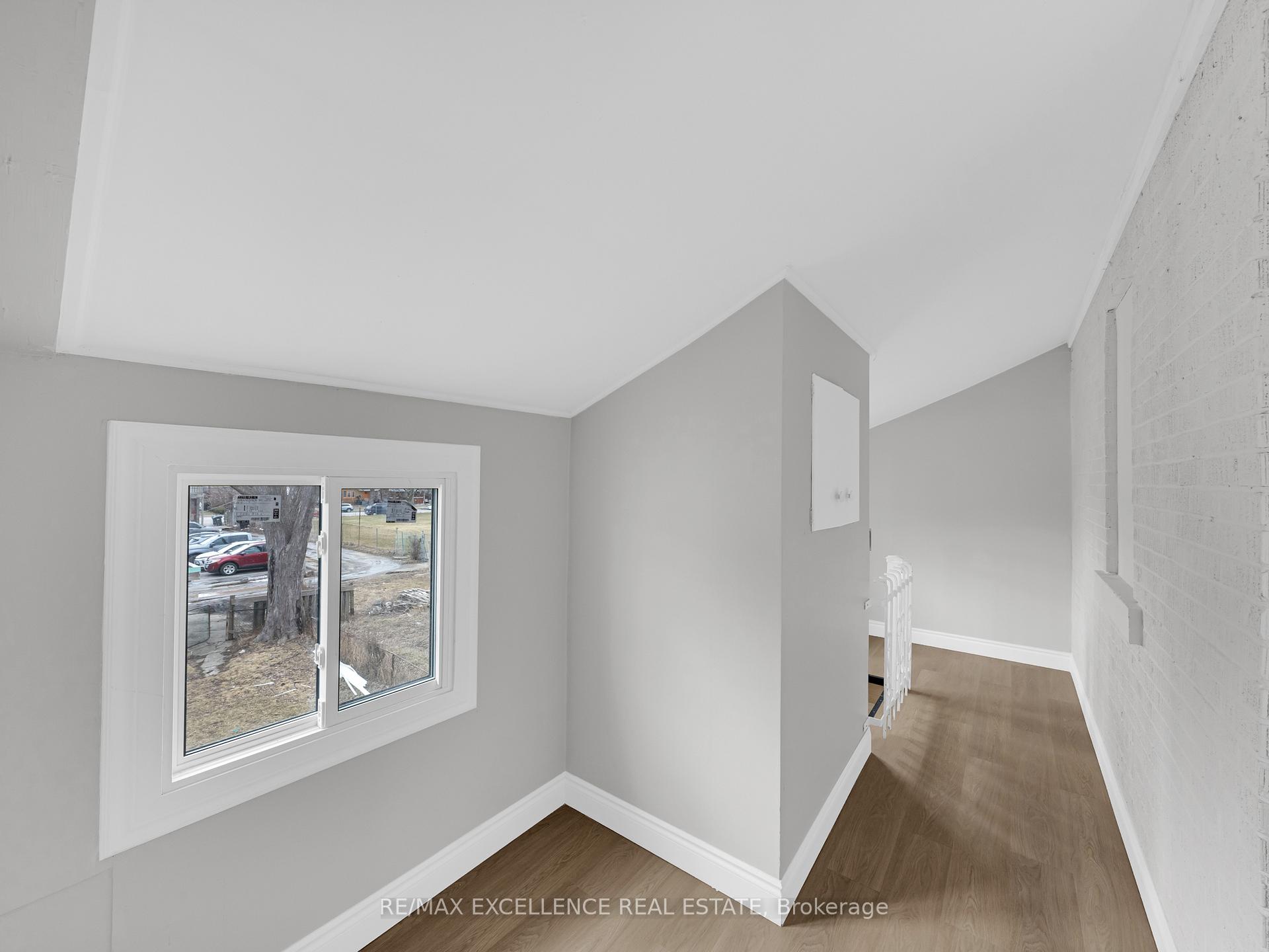Photo 12 of 1289-91 Langlois Avenue, Windsor — HOMEH