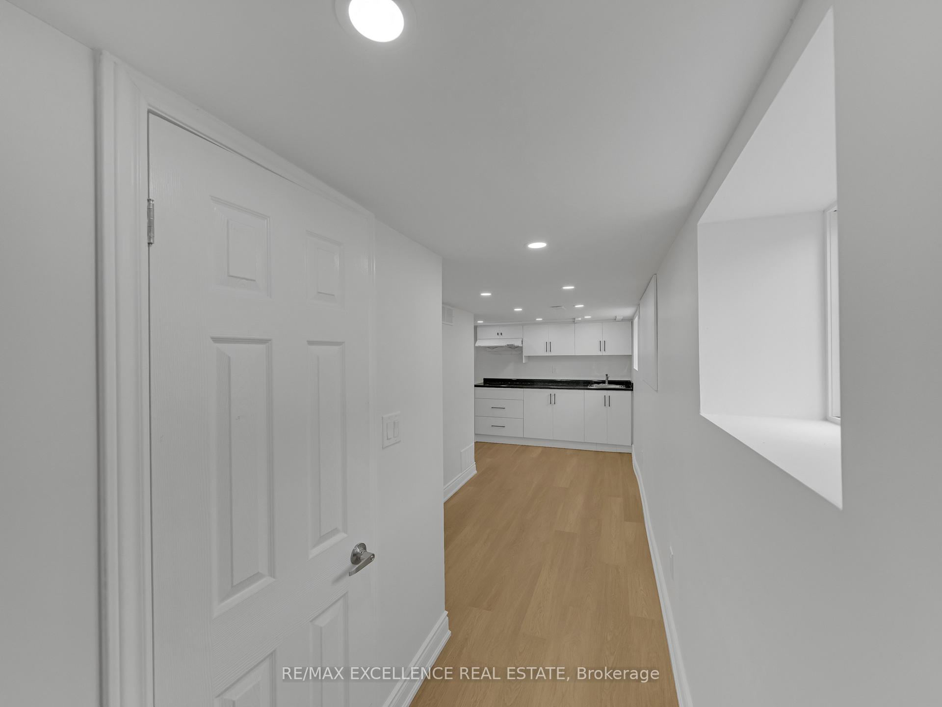 Photo 23 of 1289-91 Langlois Avenue, Windsor — HOMEH