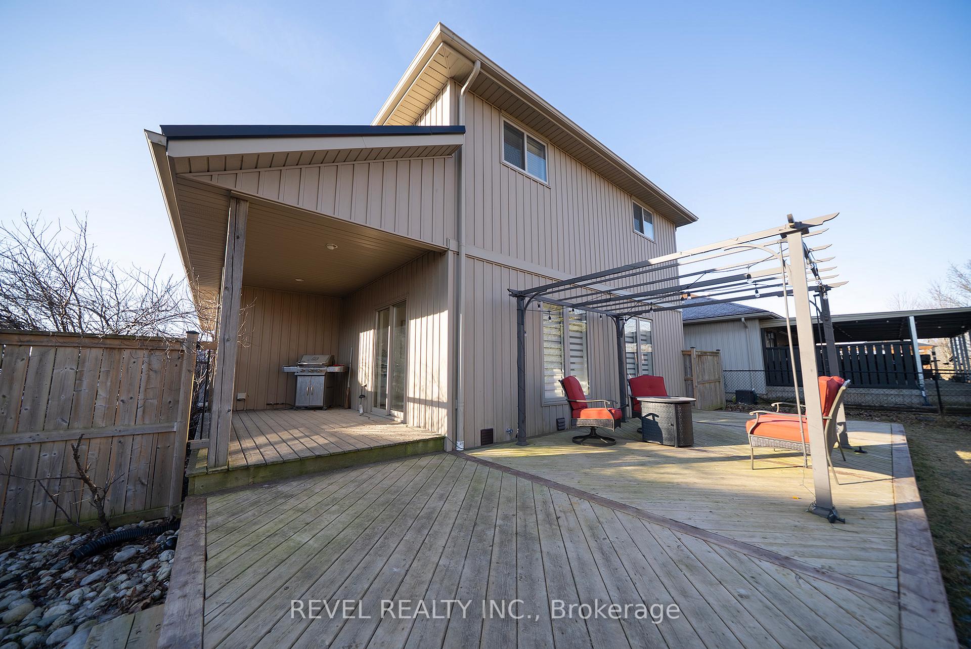 Photo 30 of 38 Davis Street, Haldimand — HOMEH