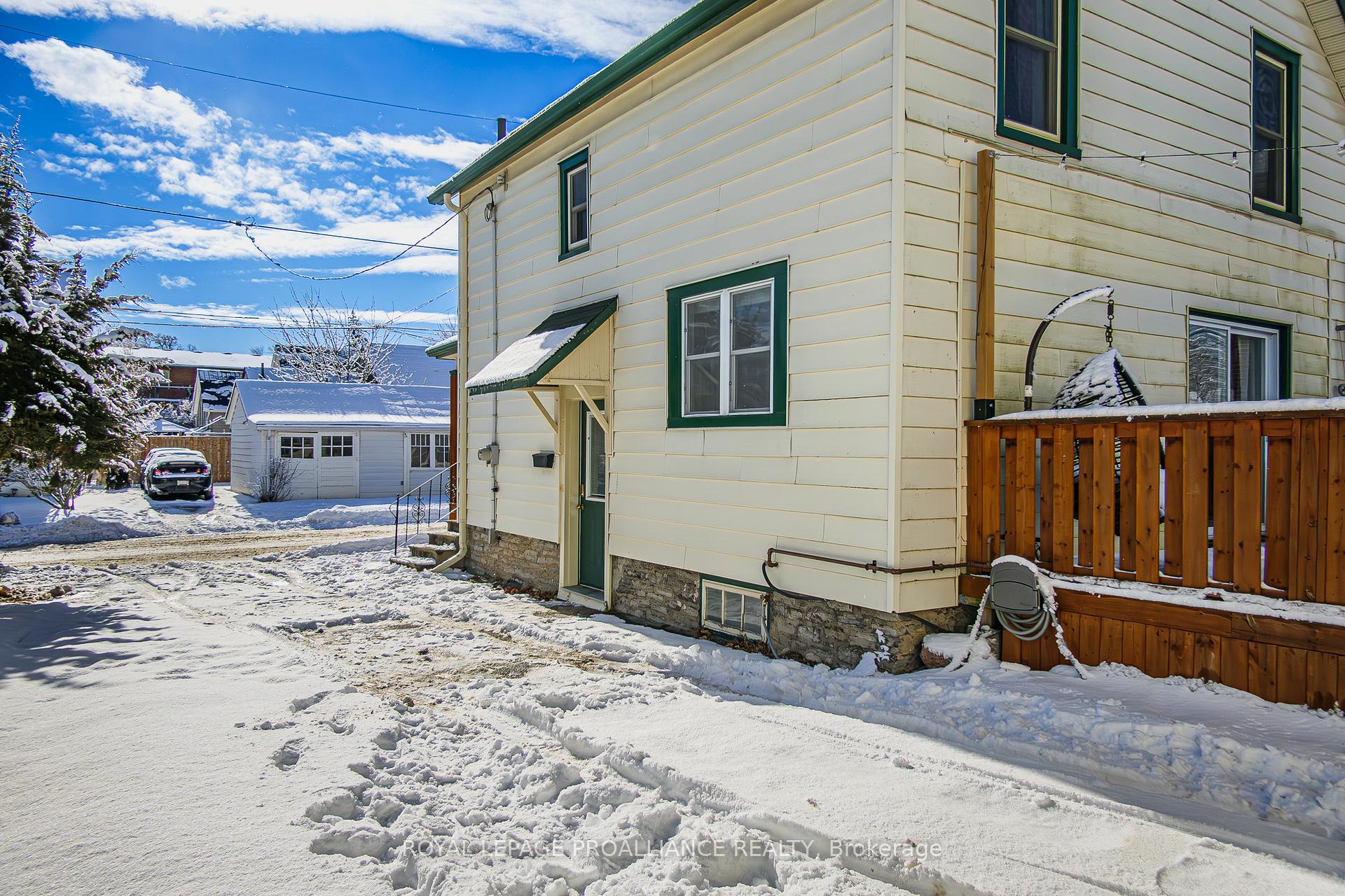Photo 7 of 36 Henry Street, Belleville, Belleville Ward — HOMEH
