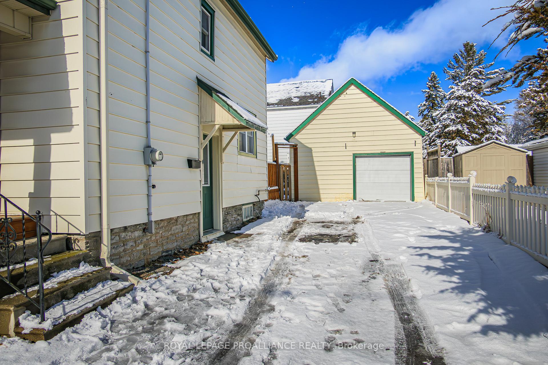 Photo 42 of 36 Henry Street, Belleville, Belleville Ward — HOMEH