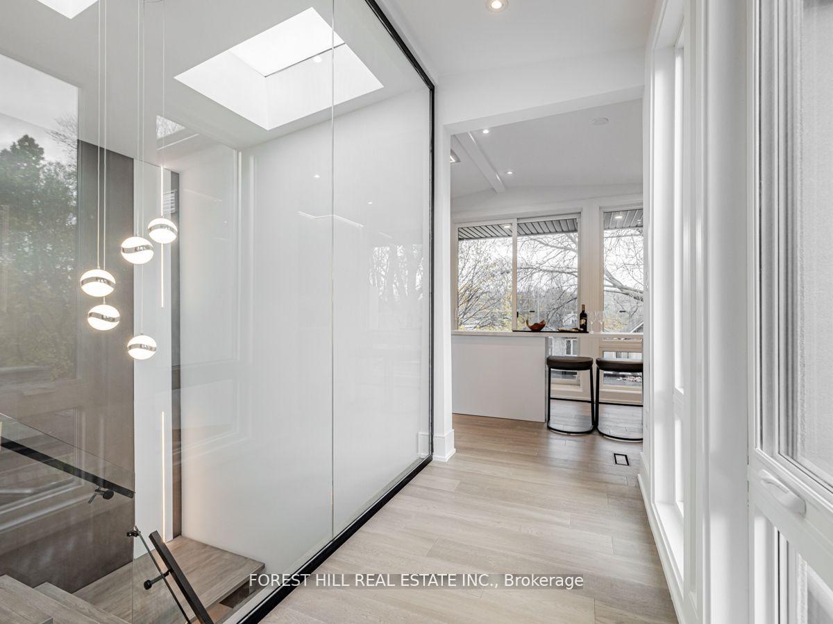 Photo 31 of 19 Devon Road, Toronto, East End-Danforth — HOMEH