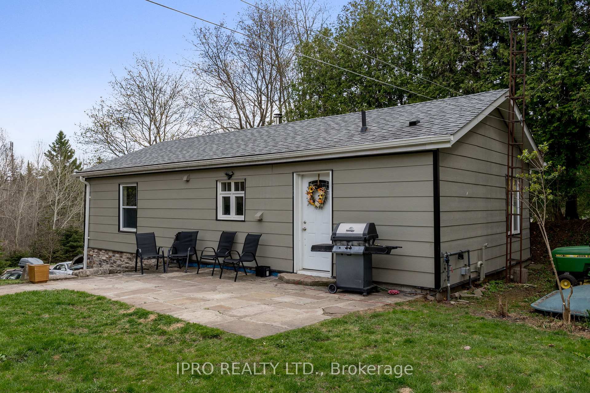 Photo 12 of 45 Wellington 124 Road, Erin — HOMEH