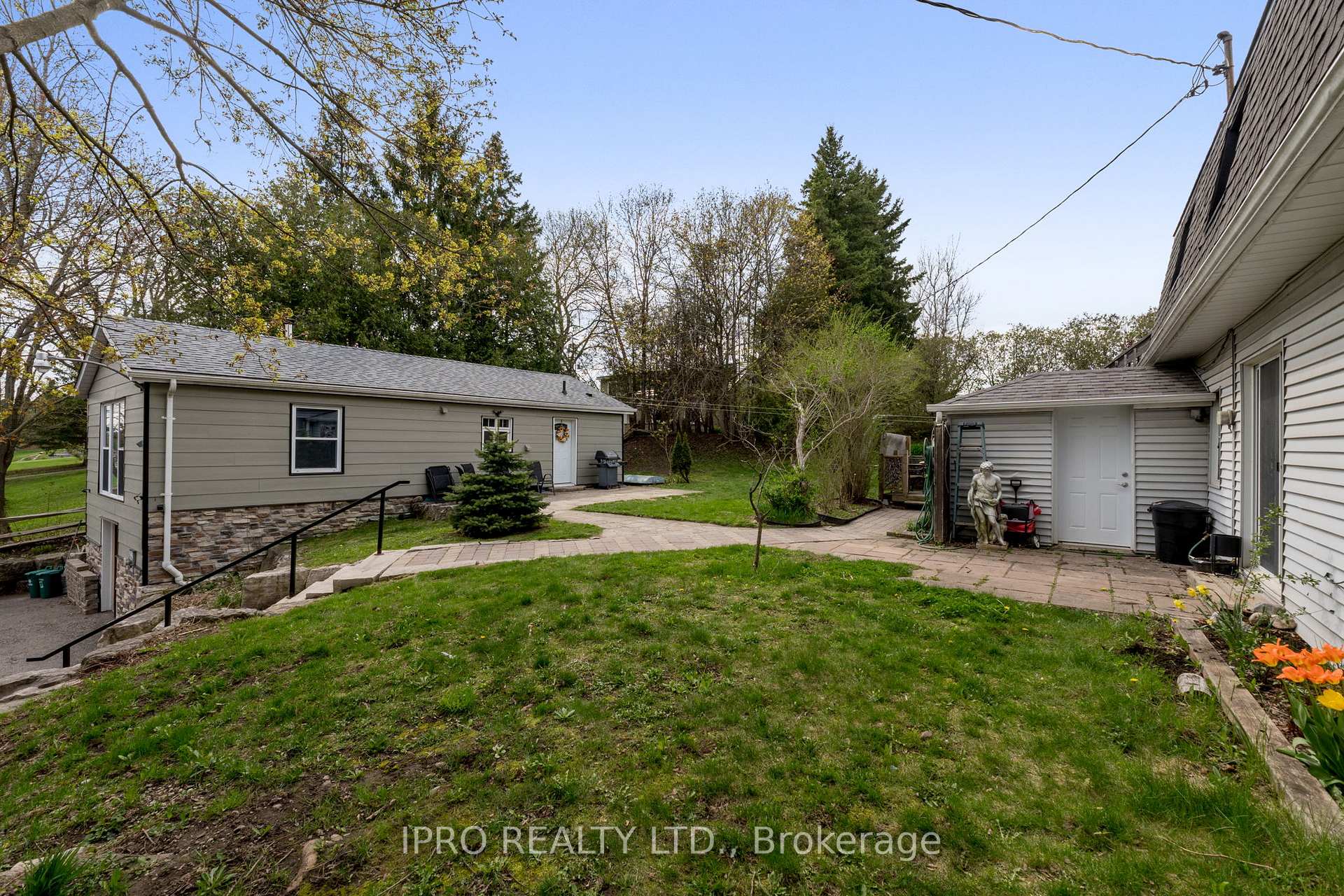 Photo 28 of 45 Wellington 124 Road, Erin — HOMEH