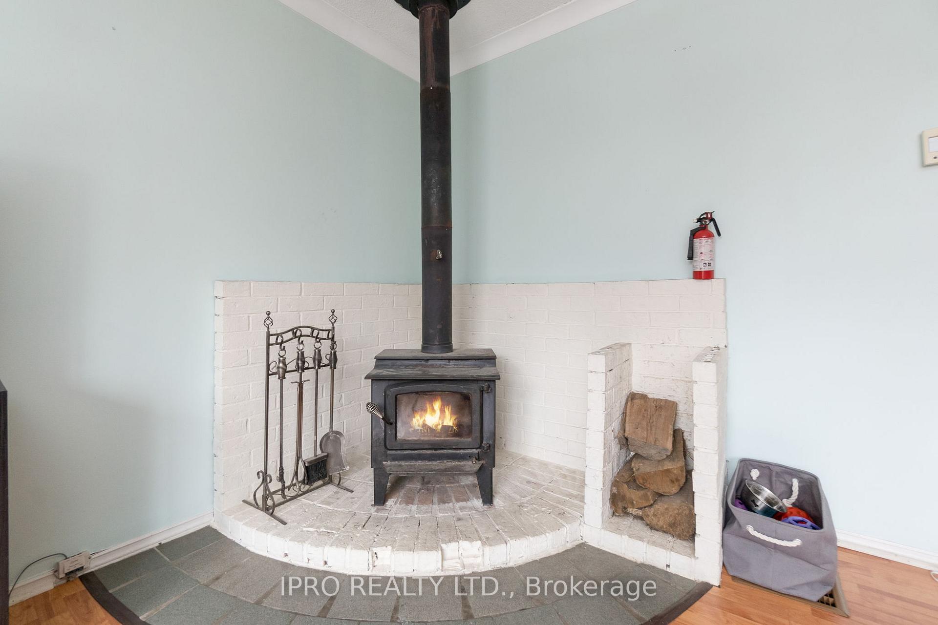 Photo 26 of 45 Wellington 124 Road, Erin — HOMEH