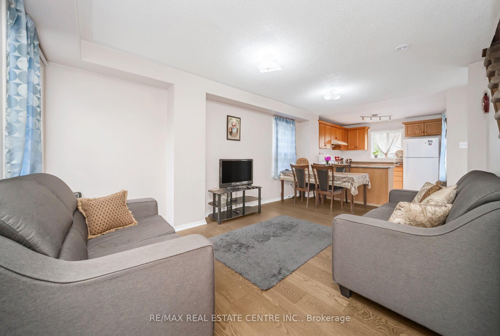 Photo 2 of 10 Starfish Court, Brampton, Sandringham-Wellington — HOMEH